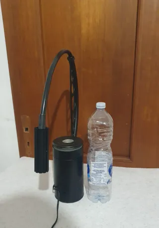 Lampada da tavolo design nero