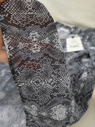 Camisa nueva Naf Naf talla 40