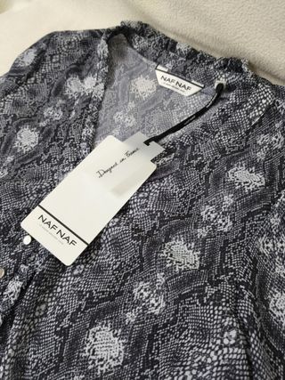 Camisa nueva Naf Naf talla 40
