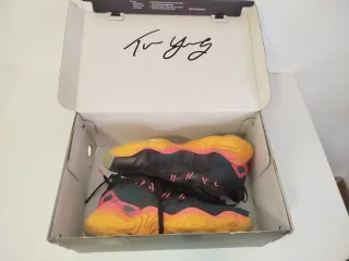 Zapatillas Baloncesto Naranja y Rosa