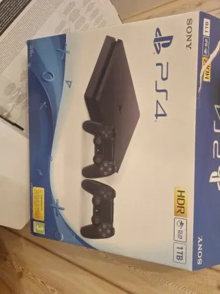 PS4 (PlayStation 4) 1TB Negra