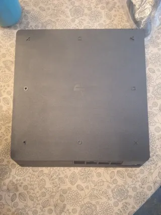 PS4 (PlayStation 4) 1TB Negra