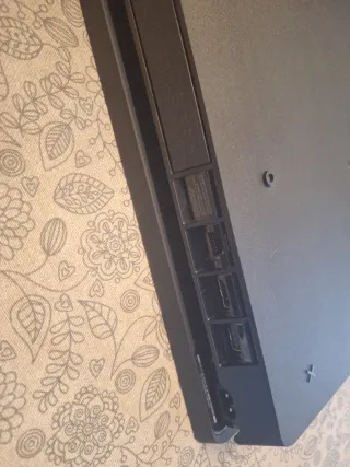 PS4 (PlayStation 4) 1TB Negra