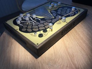 SOMA ENNER Sintetizador Analógico