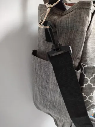 Bolso organizador carrito bebé gris