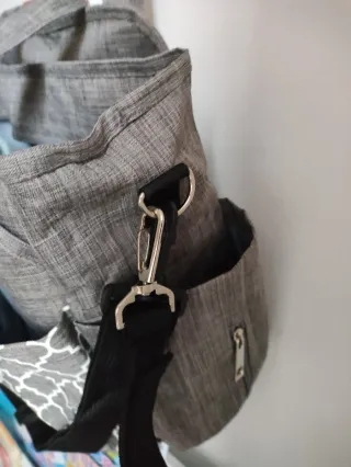 Bolso organizador carrito bebé gris
