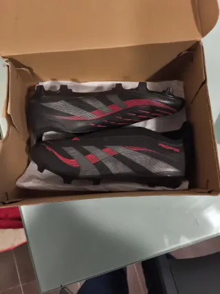 Adidas Predator League Laceless Negras/Rojas