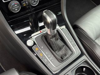 Volkswagen Golf R 2.0 TSI 300CV BMT 4Motion DSG