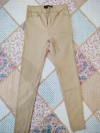 Conjunto di abbigliamento per bambini taglia S