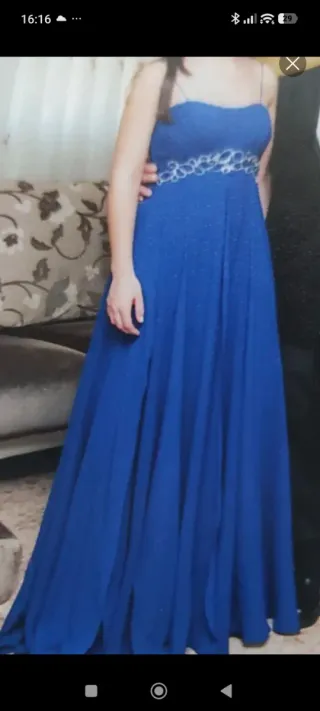 Precioso vestido largo azul