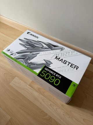 Gigabyte RTX 5090 AORUS Master (SIN USAR)