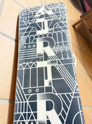 Tabla Snowboard Airtracks 153cm + Fijaciones