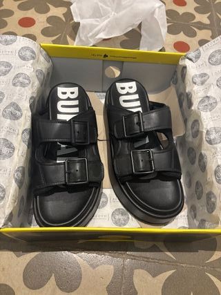 Sandalias con plataforma Buffalo Vegan negras