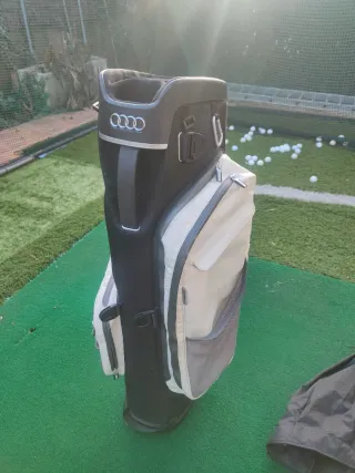 Bolsa de golf trípode Audi
