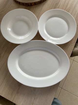 Platos llanos, hondos y bandejas - 0.50€