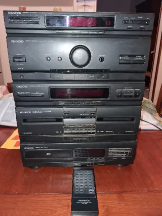 stereo kenwood perla nera