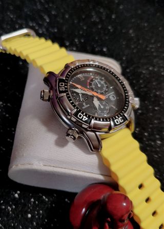 Festina Cronógrafo Negro y Amarillo