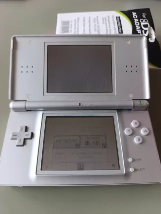 Nintendo DS Lite Grigio + Caricatore