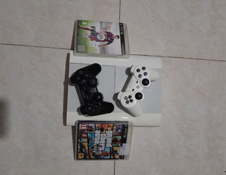 Consola PlayStation 3 Blanca + Juegos y Mandos