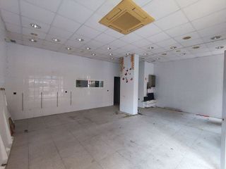 Local comercial en alquiler en Centro en Almería
