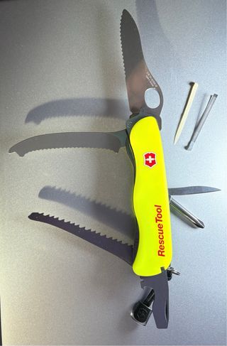 Navaja Victorinox Rescue Tool