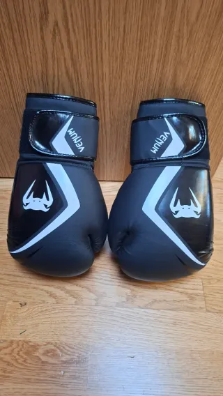 Guantes Boxeo Venum 14oz Negros