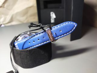 Reloj Lotus  18859 Esfera Azul