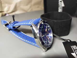 Reloj Lotus  18859 Esfera Azul