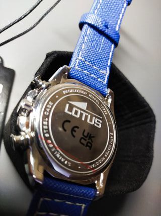 Reloj Lotus  18859 Esfera Azul