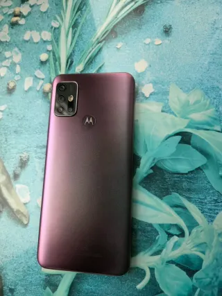 Telefono Motorola G30 Viola