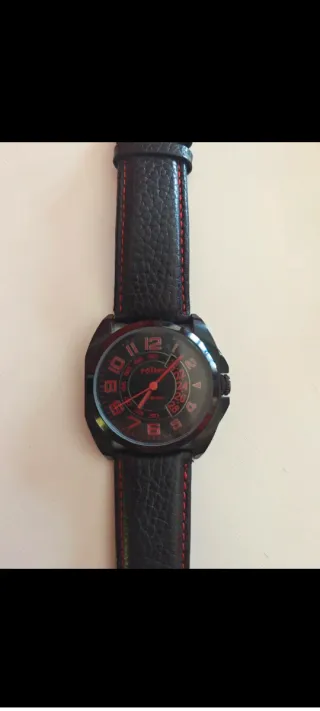 Reloj FUTUR Negro y Rojo