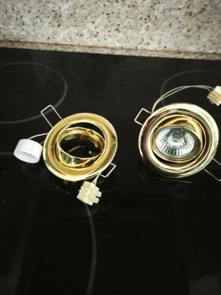 Focos dorados empotrables (2 unidades)