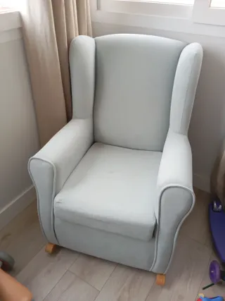 Butaca mecedora cuarto infantil