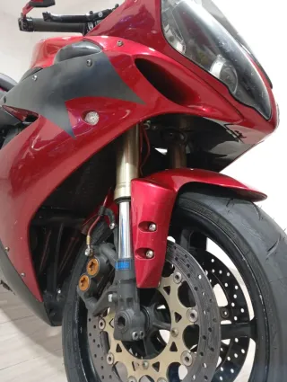 Yamaha R1 2005 Roja