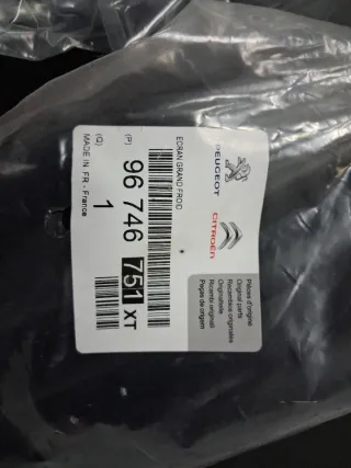 Moldura Paragolpes Peugeot 96746751XT