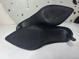 Botas Guess Negras Modelo de U.S.A.