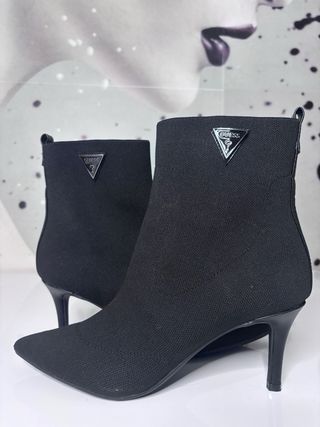 Botas Guess Negras Modelo de U.S.A.