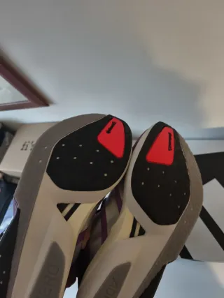 Adidas Adizero Boston 13 Talla 42 Morado Plata