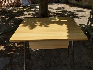 Mesa de cocina plegable madera y metal