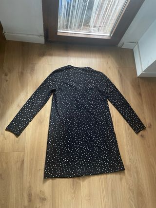 Vestido Negro Lunares Escote V Manga Larga