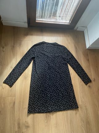 Vestido Negro Lunares Escote V Manga Larga