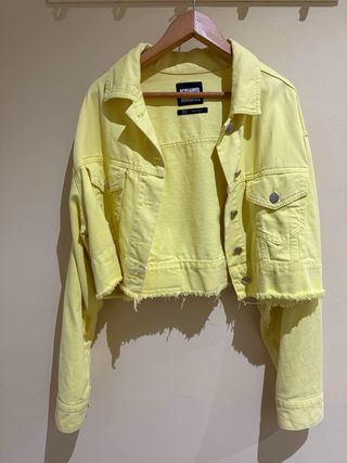 Cazadora vaquera amarilla Reclaimed Vintage Talla