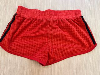 Pantalones cortos deportivos Adidas rojos