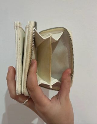 Cartera monedero blanca plateada Stradivarius