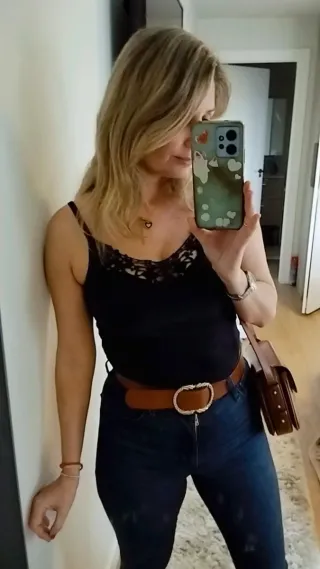 Camiseta Rouje Negra Encaje