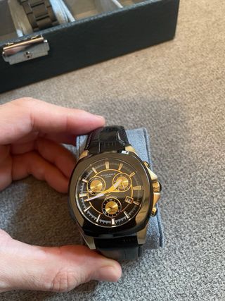 Colección de cuatro relojes de pulsera