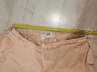 Jeans larghi Urban Outfitters rosa