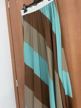 Gonna midi plissettata a righe