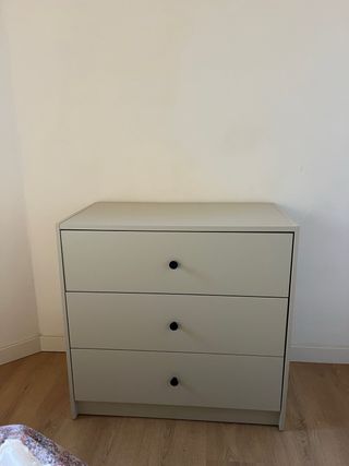 Cómoda Ikea 3 cajones beige/gris