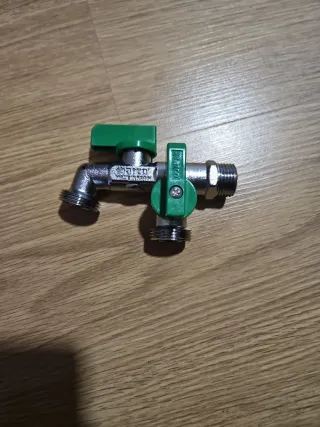 Grifo doble jardín arco